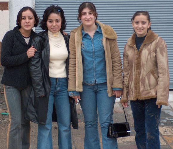 kurdish_Girls.jpg